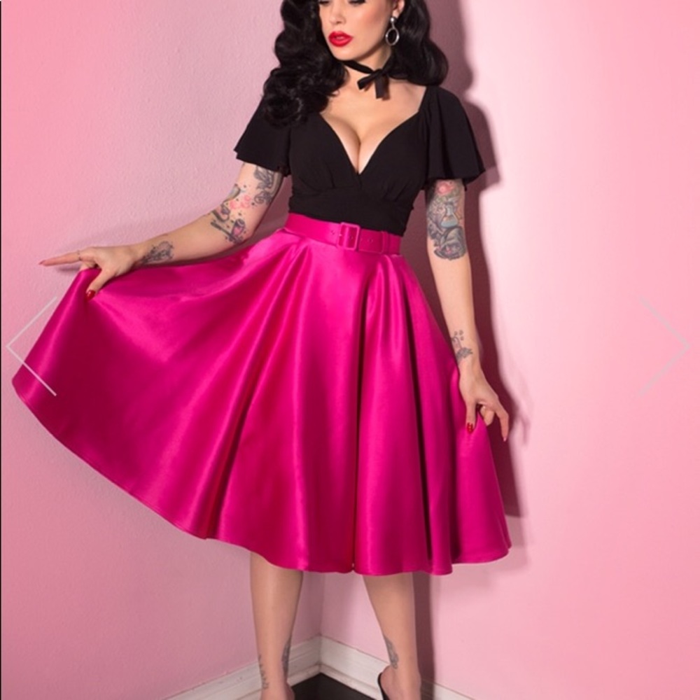SKIRT HOT PINK SATIN VIXEN BY MICHELINE PITT XL